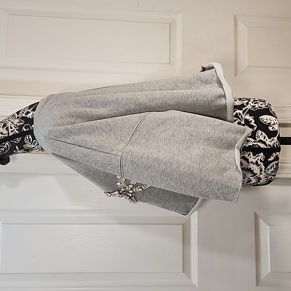 Bebe Gray Embellished Cropped Sweatshirt S/M - Picture 4 of 8